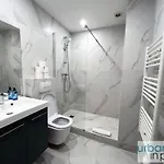 Apartament Urban Flat 99 - Spacious 6 Bdr In *