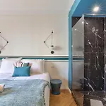 Urban Flat 99 - Spacious 6 Bdr In *