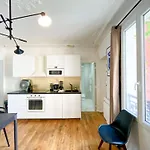 Urban Flat 99 - Spacious 6 Bdr In * Paryż