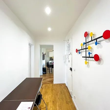 Urban Flat 99 - Spacious 6 Bdr In * Paris