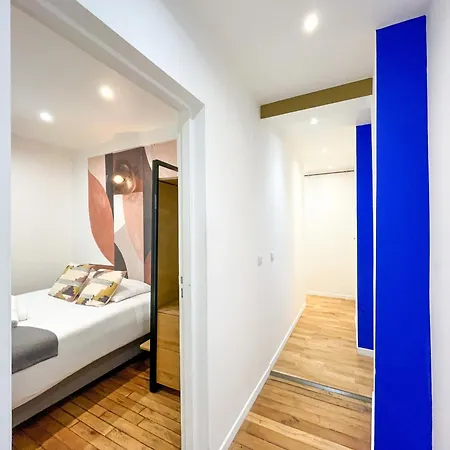 Urban Flat 99 - Spacious 6 Bdr In Lägenhet Paris