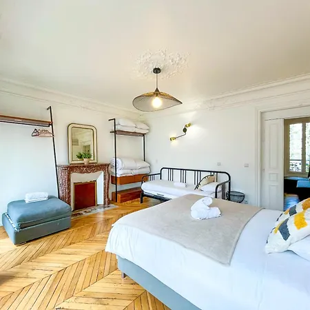 Urban Flat 99 - Spacious 6 Bdr In *