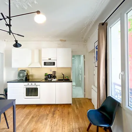 Urban Flat 99 - Spacious 6 Bdr In * Paris