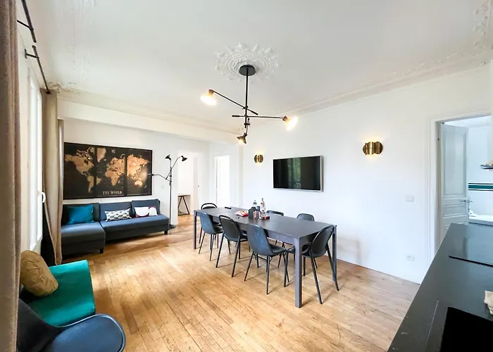 Urban Flat 99 - Spacious 6 Bdr In